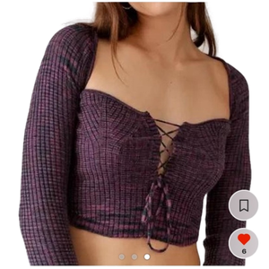 🦋2 For $50🦋Urban Outfitters Cropped Sweater